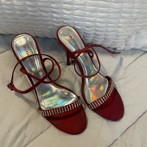 Maroon studded heels - 4” size 8